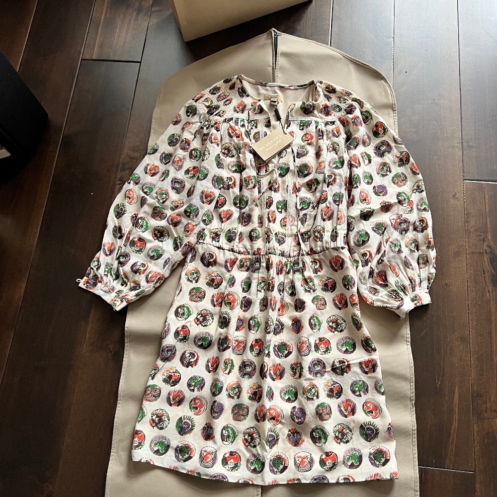 NEW Authentic with tags Burberry dress size 6